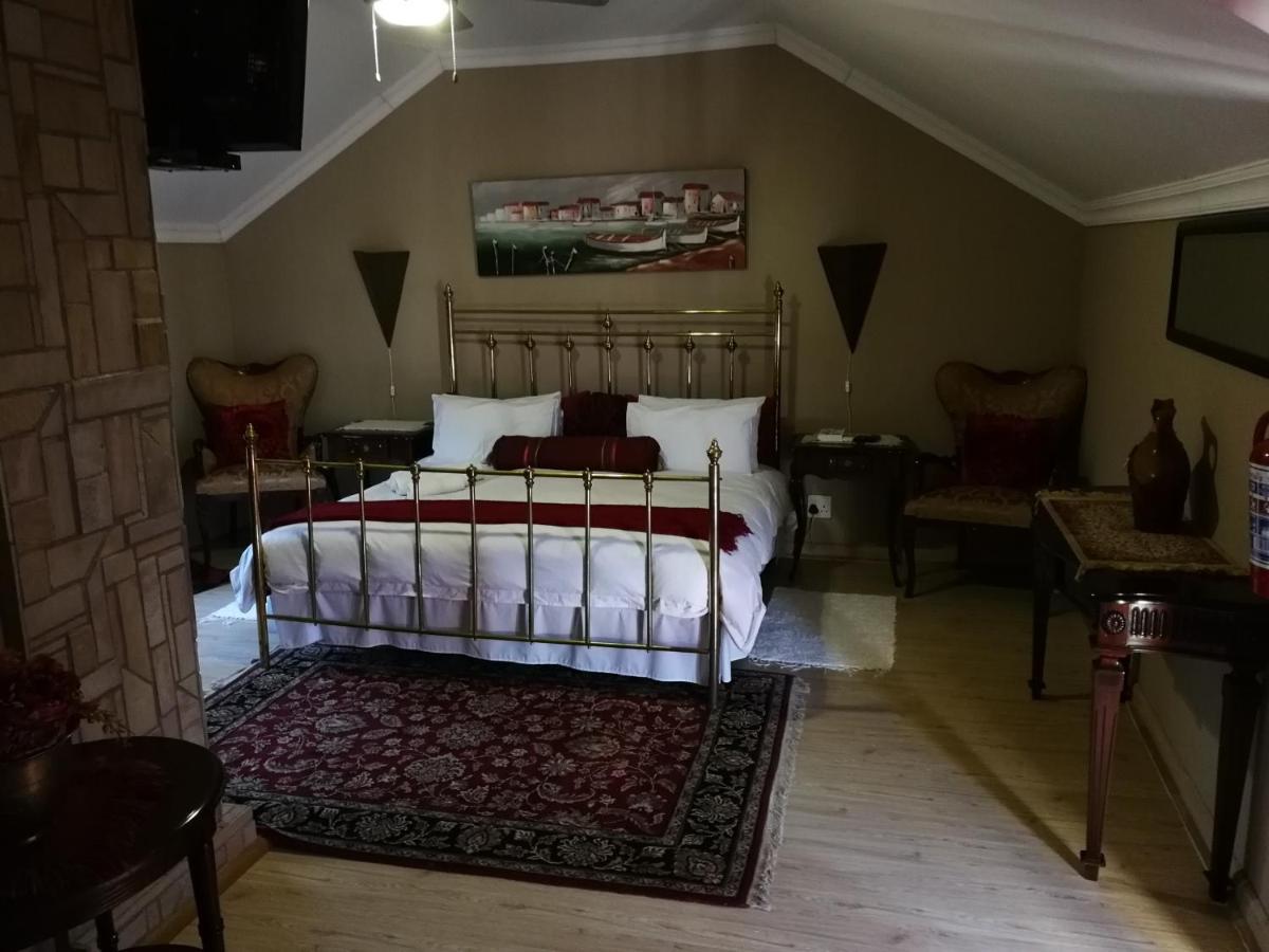 Winburg Bougain Villa Guesthouse מראה חיצוני תמונה