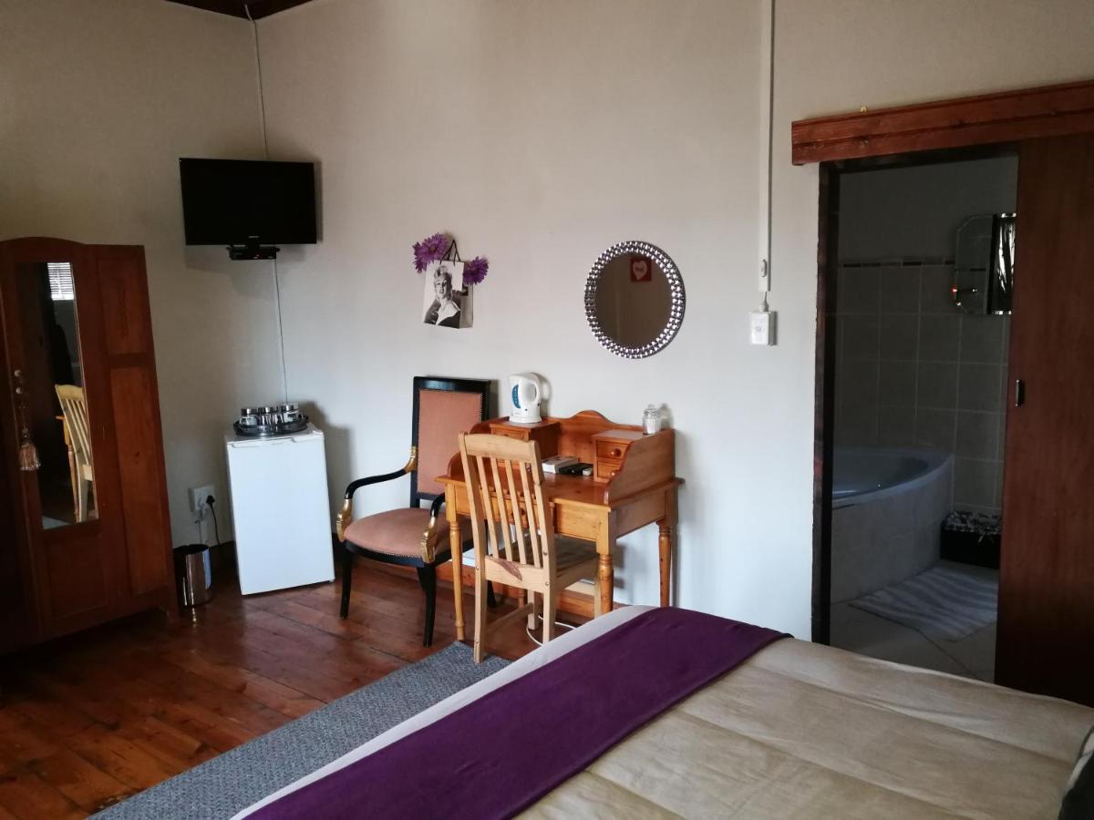 Winburg Bougain Villa Guesthouse מראה חיצוני תמונה
