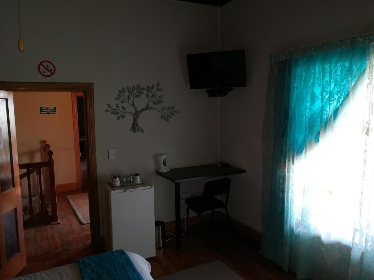 Winburg Bougain Villa Guesthouse מראה חיצוני תמונה